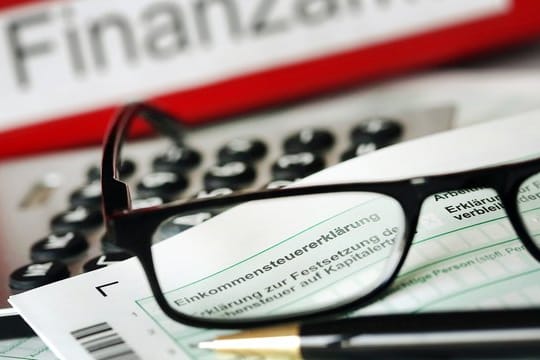 Prozesskosten für eine Klage auf einen Studienplatz können unter Umständen abgesetzt werden, aber nur, wenn der Studierende selbst den Prozess finanziert hat. Prozesskosten für eine Klage auf einen Studienplatz können unter Umständen abgesetzt werden, aber nur, wenn der Studierende selbst den Prozess finanziert hat.