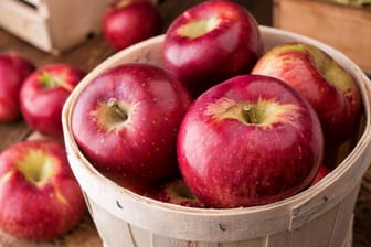 Rote Äpfel: 2019 fiel die Streuobsternte sehr schlecht aus.