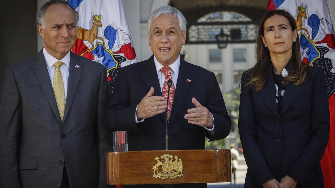Sebastián Piñera: Der Präsident Chiles hat die Ausrichtung der UN-Klimakonferenz im Dezember abgesagt.