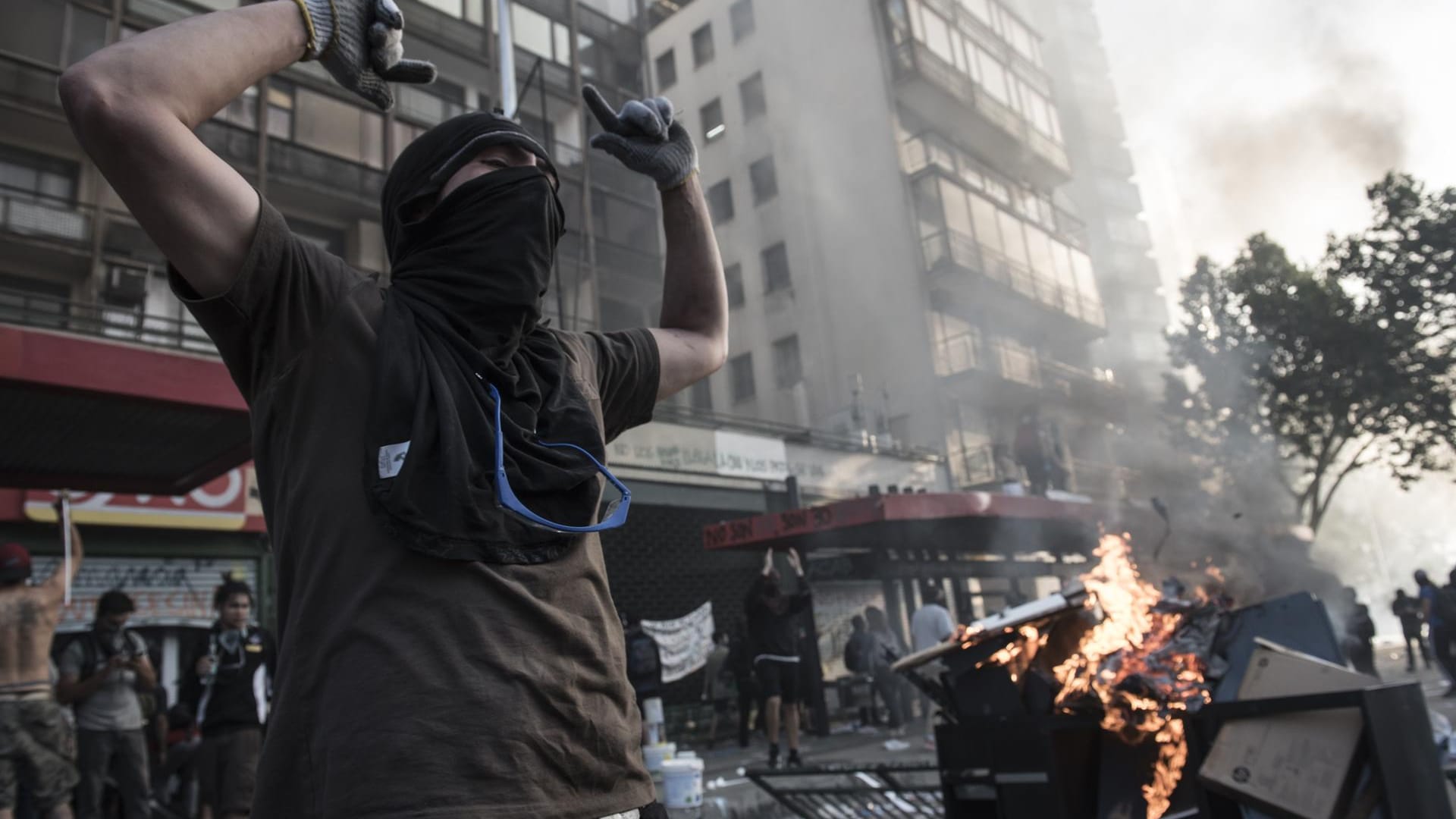 Demonstrant in Santiago de Chile.