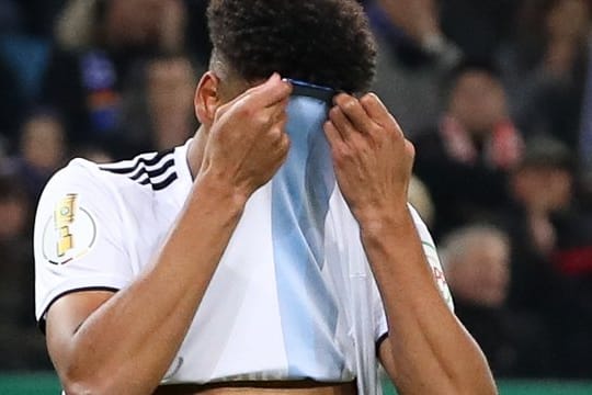 Der Hamburger SV muss den Rest der Hinrunde auf Josha Vagnoman verzichten.