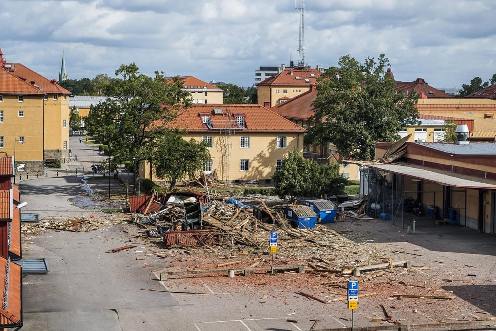Schwere Zerstörung nach einer besonders heftigen Explosion in Linköping, Schweden im August: 2018 gab es allein in 162 Vorfälle mit Sprengstoff in dem nordeuropäischen Land.