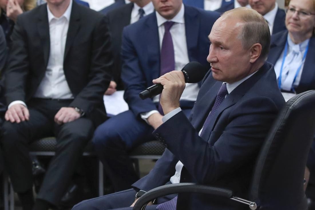 Wladimir Putin soll laut einem internen KGB-Bericht ein gewissenhafter Spion gewesen sein.
