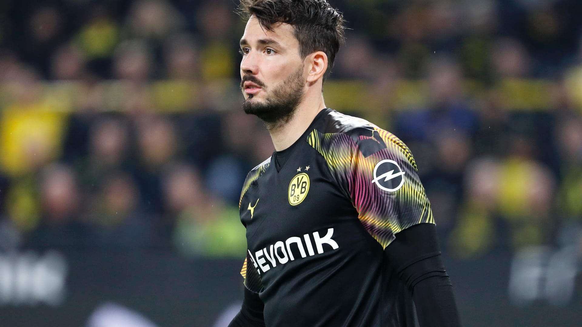 Roman Bürki, Torwart beim BVB: Nach einem grippalen Infekt ist der Stammtorwart beim Spiel gegen VfL Wolfsburg wieder dabei.