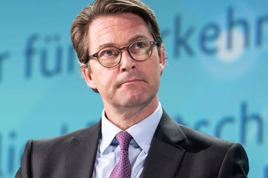 Andreas Scheuer (CSU), Bundesminister für Verkehr und digitale Infrastruktur, steht im Kreuzfeuer der Kritik.