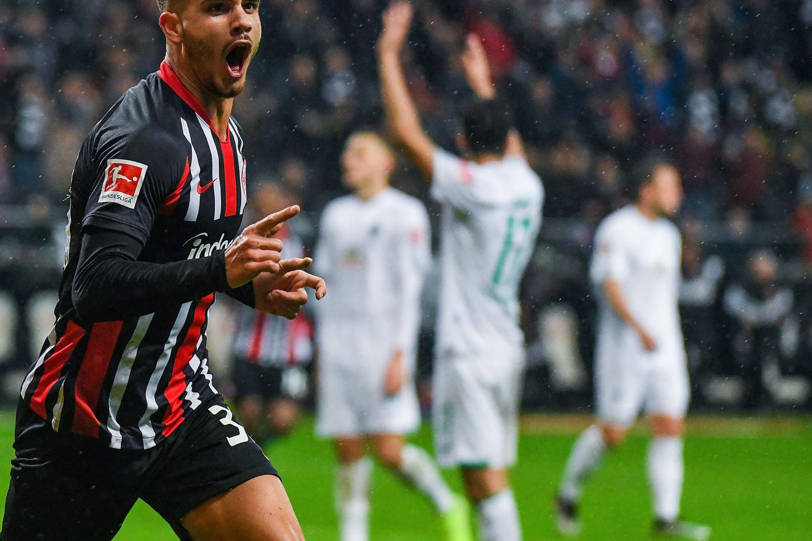 Stürmer André Silva hat am Freitag wieder trainiert: Wird er am Samstag für die Eintracht gegen FC Bayern München einsatzbereit sein?