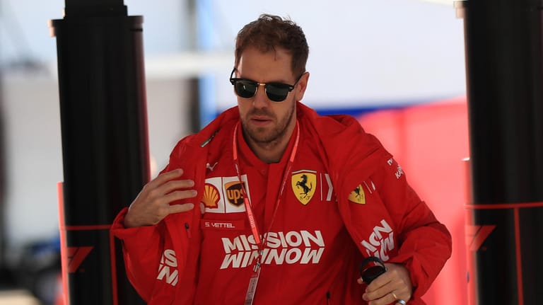 Sebastian Vettel: Der Ferrari-Pilot beschwert sich über die US-Grand-Prix-Strecke.