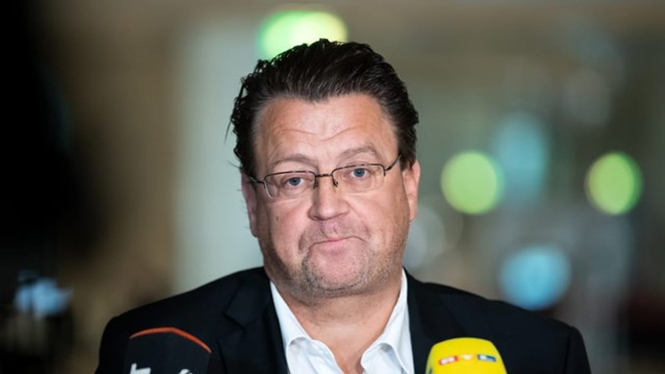 Stephan Brandner (AfD) kritisiert die Verleihung des Bundesverdienstkreuzes an Udo Lindenberg als "Judaslohn".