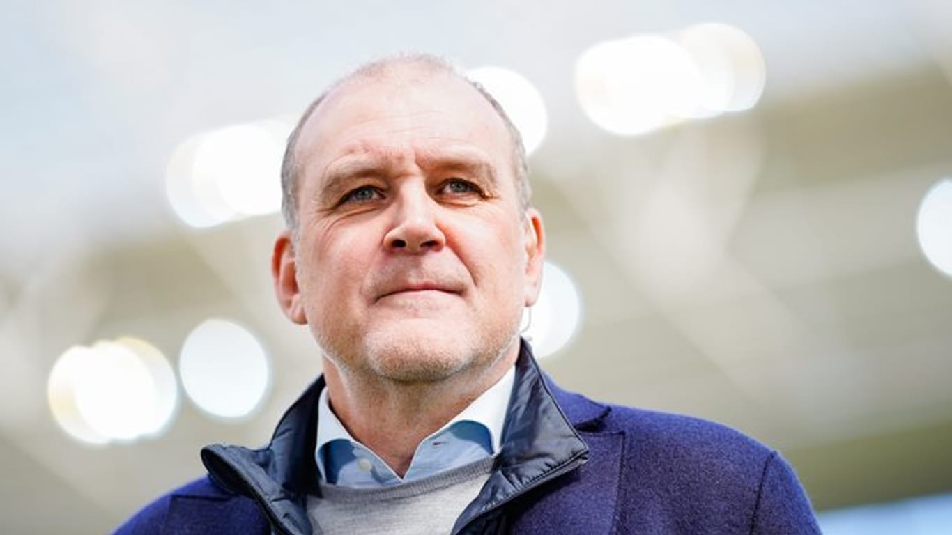 Hat einen kritischen Blick auf die eigene Branche: Wolfsburg-Manager Jörg Schmadtke.