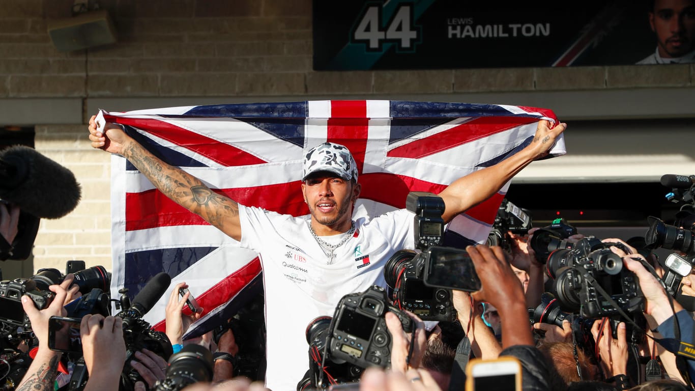 "So nah aber doch so fern", sieht er den siebten WM-Titel: Weltmeister Lewis Hamilton.