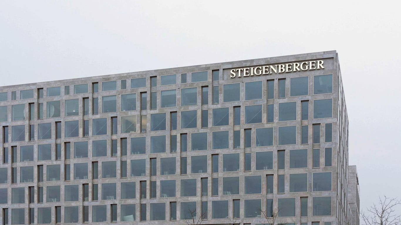 Steigenberger Hotel am Kanzleramt Berlin: Das Steigenberger Hotel am Kanzleramt zählt zu den Vorzeigeobjekten der der Deutsche Hospitality vormals Steigenberger Hotel Group.