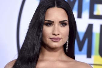 Demi Lovato sagt, sie habe in letzter Zeit viel über sich gelernt.