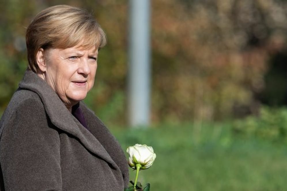 Kanzlerin Merkel gedenkt in Zwickau der zehn Todesopfer der rechtsextremen Terrorgruppe NSU.