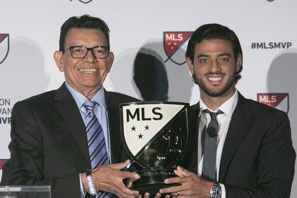 Als bester MLS-Spieler der Saison ausgezeichnet: Carlos Vela (r).