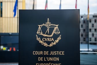 EuGH: Zwangspensionierung polnischer Richter verstößt gegen EU-Recht.