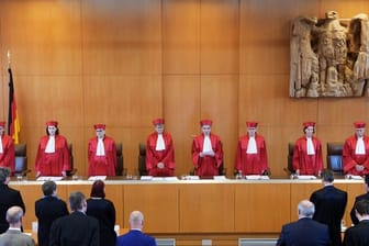 Der Erste Senats des Bundesverfassungsgerichts verkündet das Urteil über die Rechtmäßigkeit von Hartz-IV-Sanktionen.