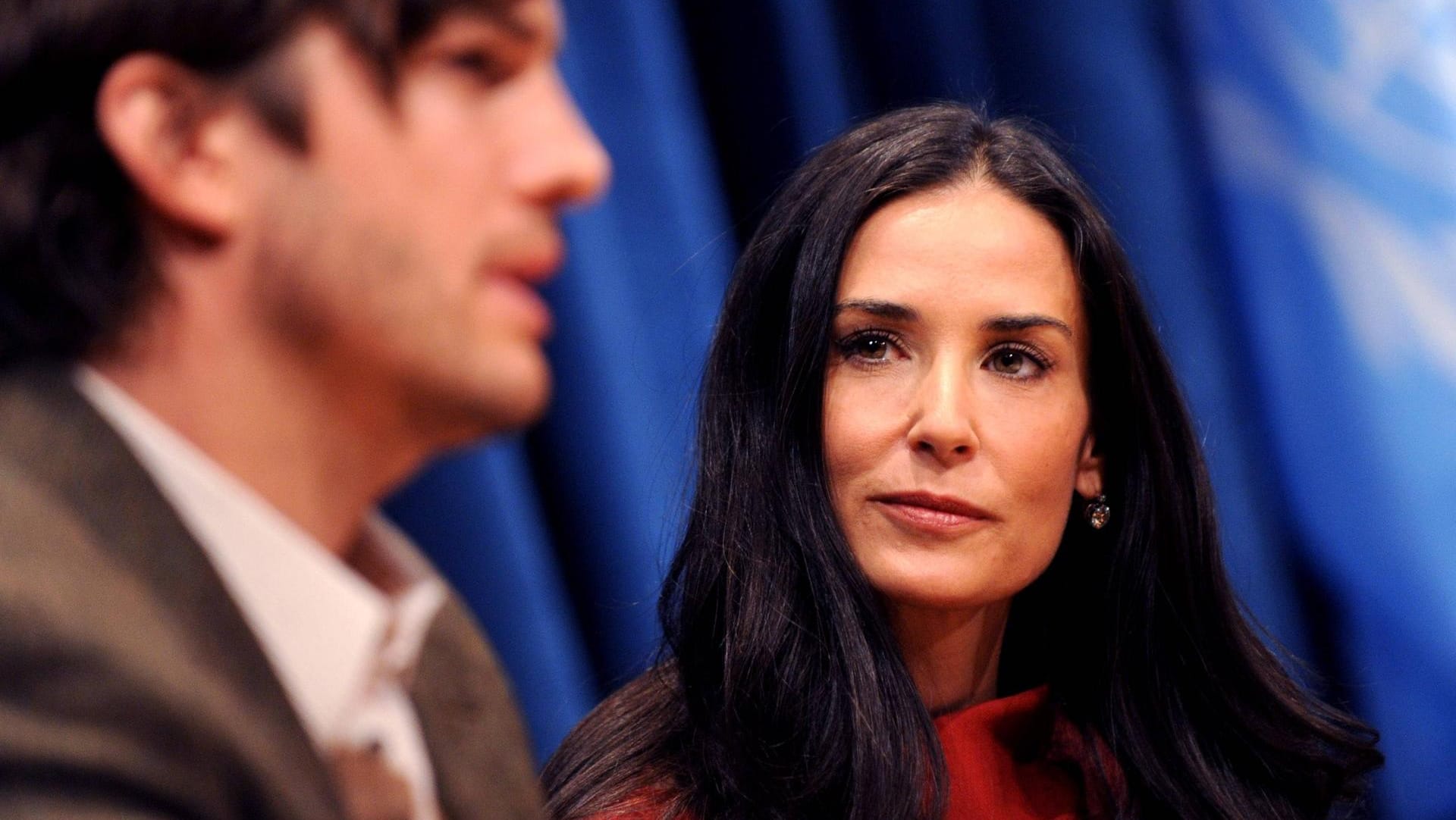 Demi Moore: Die US-Schauspielerin spricht über die Abhängigkeit von ihrem damaligen Ehemann Ashton Kutcher