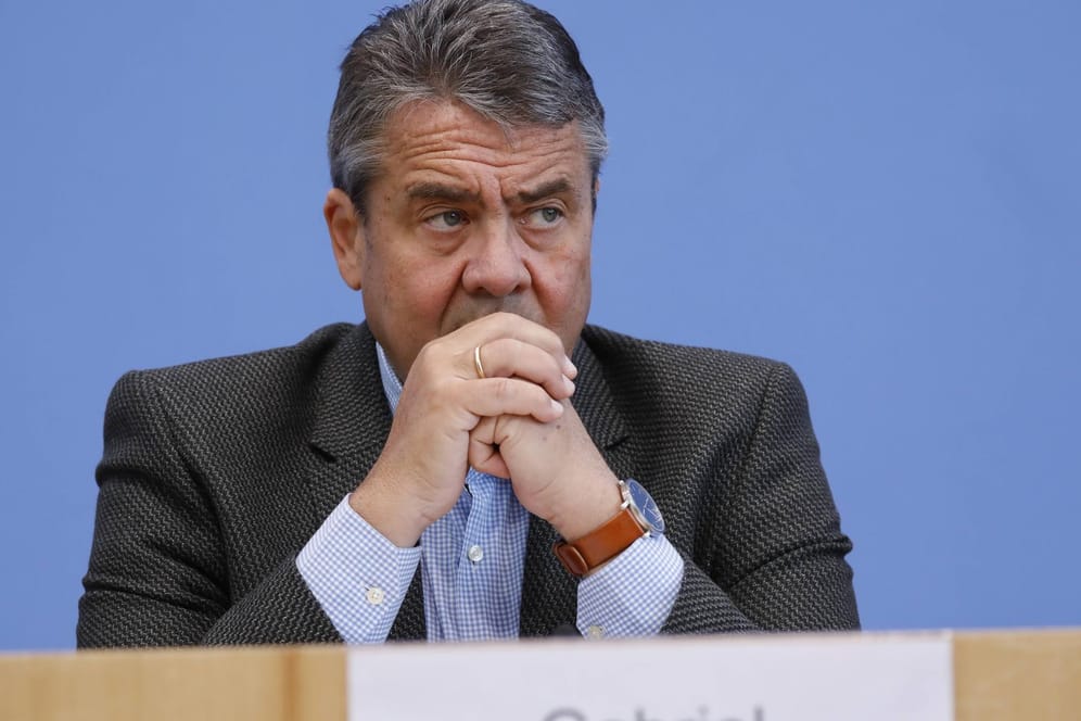 Sigmar Gabriel während einer Pressekonferenz im Bundestag (Archivbild): Der ehemalige SPD-Vorsitzende möchte sich auf andere Aufgaben konzentrieren.
