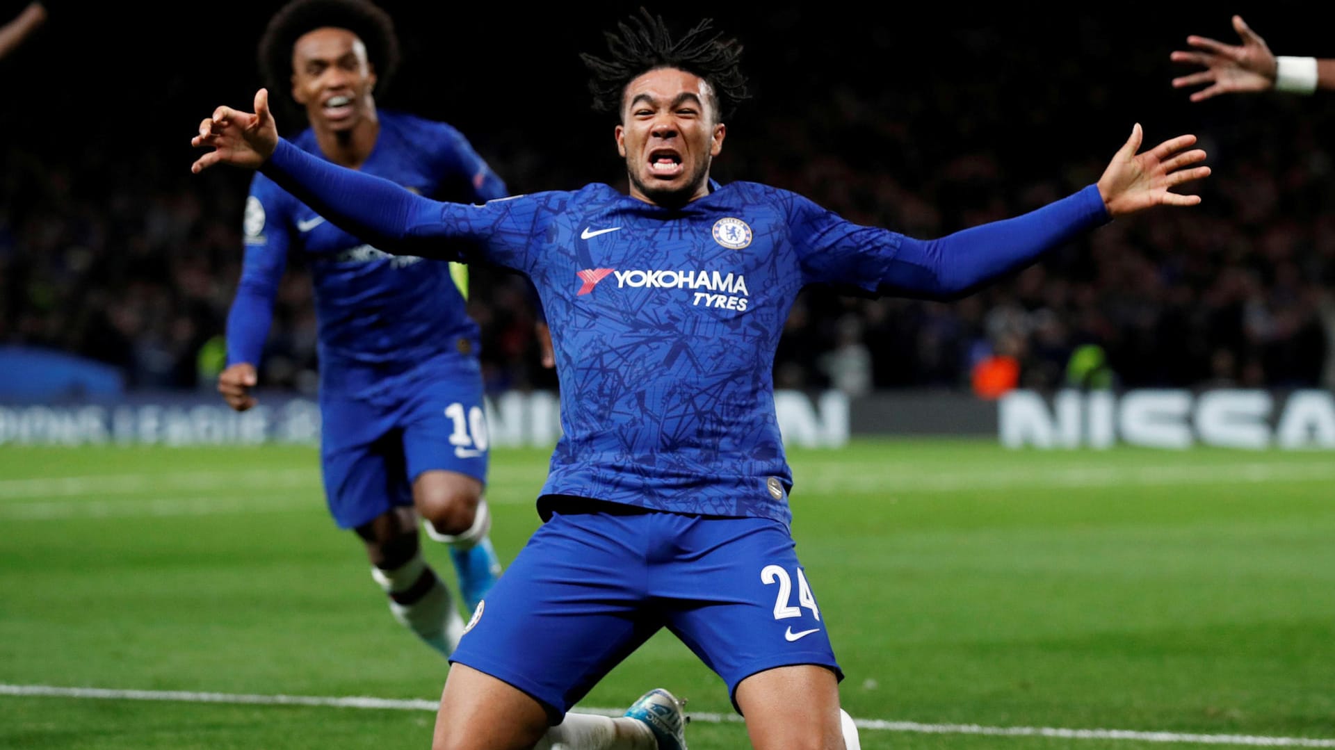 Reece James (v.): Der Chelsea-Verteidiger schoss das entscheidende Tor zum 4:4.