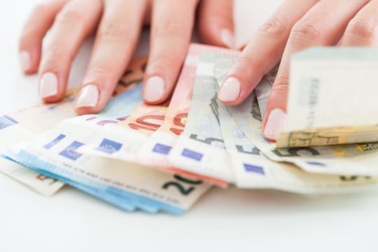 Milde Gabe: Spenden lassen sich von der Steuer absetzen - nicht immer ist dafür eine Quittung nötig.