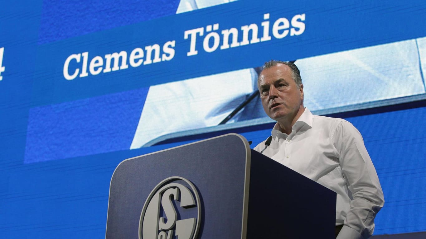 Kehrt am Donnerstag aus seiner dreimonatigen Denkpause zurück: Schalke-Aufsichtsratschef Clemens Tönnies.