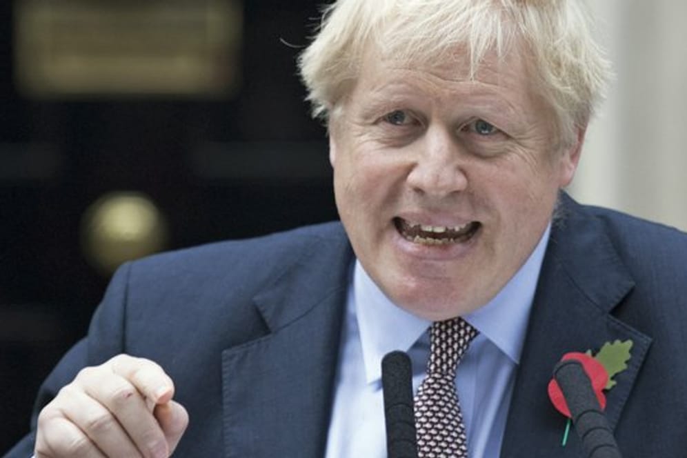 Premierminister Boris Johnson fährt scharfe Attacken gegen die Oppositionspartei Labour seines Herausforderers Jeremy Corbyn.
