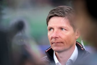 Trainer Oliver Glasner will mit dem VfL Wolfsburg die K.