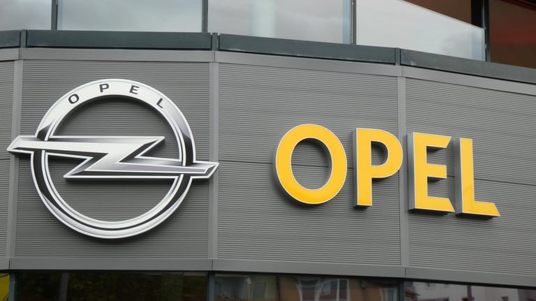 Opel: Drei Fahrzeugmodelle des Kraftfahrzeugherstellers müssen zurückgerufen werden.