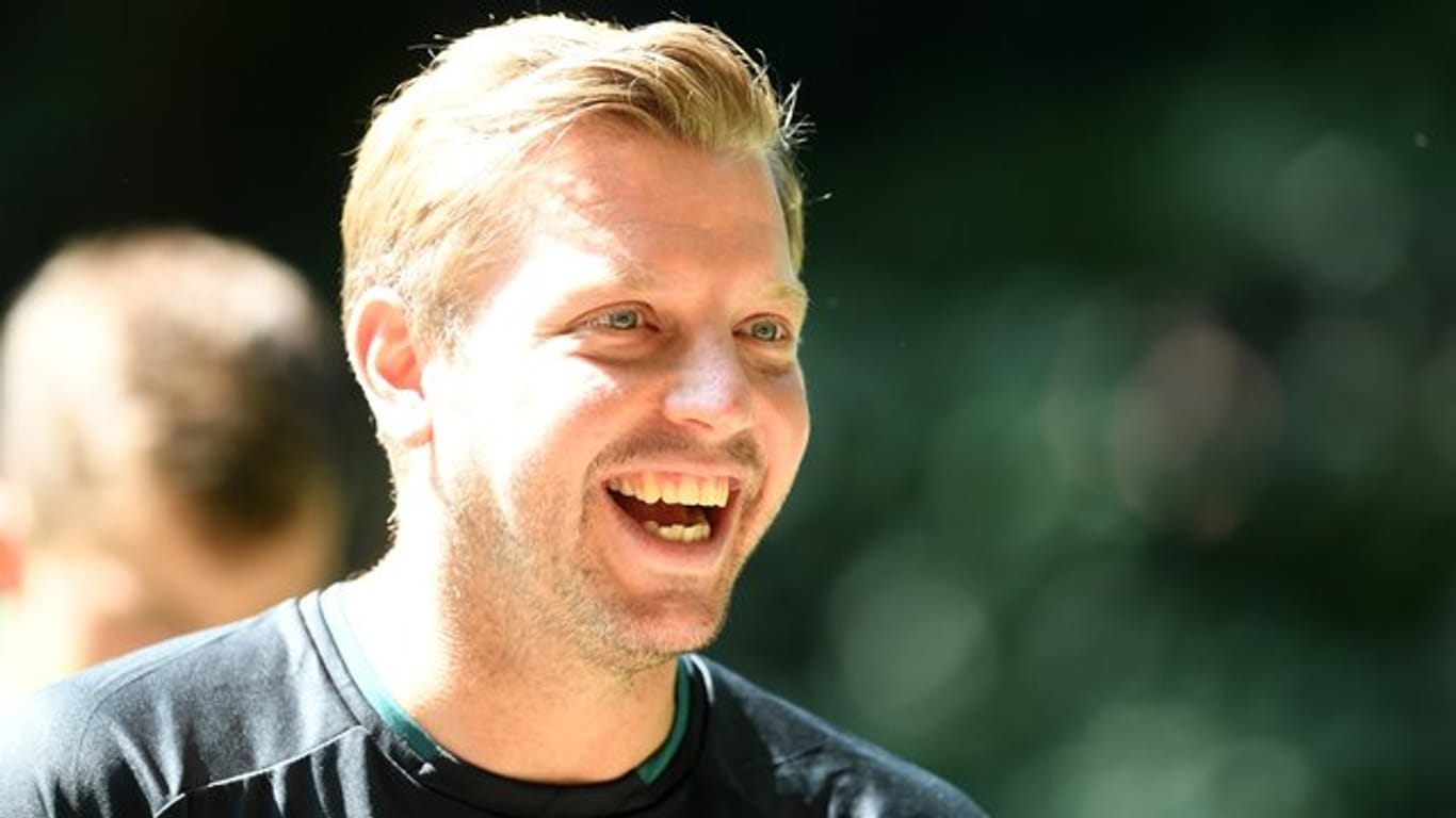Bremens Trainer Kohfeldt bereitet sich mit seinem Team auf Mallorca auf die Bundesliga-Rückrunde vor.