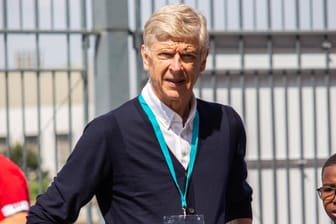 Trainer-Legende: Arsène Wenger gewann mit dem FC Arsenal zahlreiche Titel und wurde so zur Klub-Ikone. Aktuell arbeitet er aber nicht als Coach.
