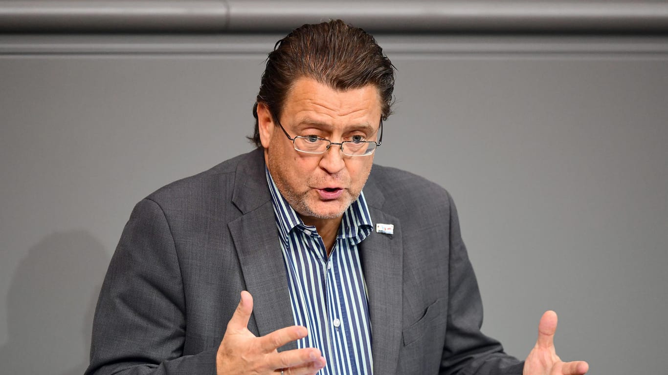 Stephan Brandner (AfD) im Bundestag: Wegen seiner "Judaslohn"-Äußerung soll er nun den Vorsitz des Rechtsausschusses abgeben.