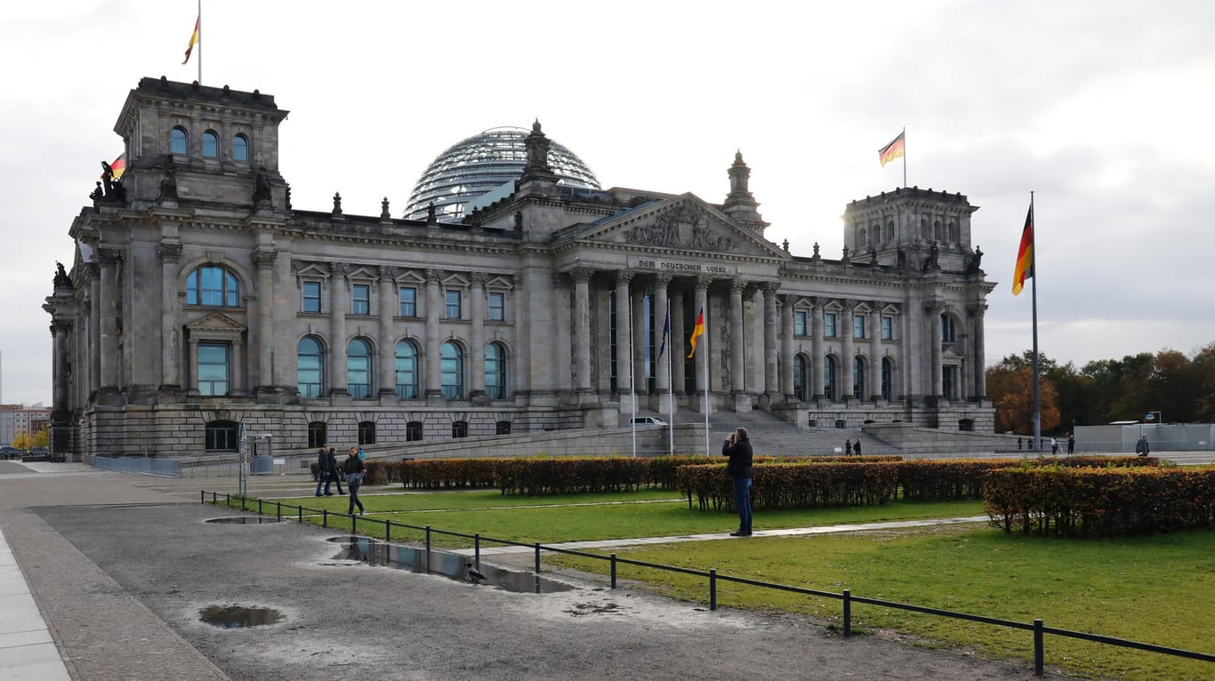 Der Bundestag in Berlin: Die AfD ist zum vierten Mal daran gescheitert, einen ins Präsidium wählen zu lassen.