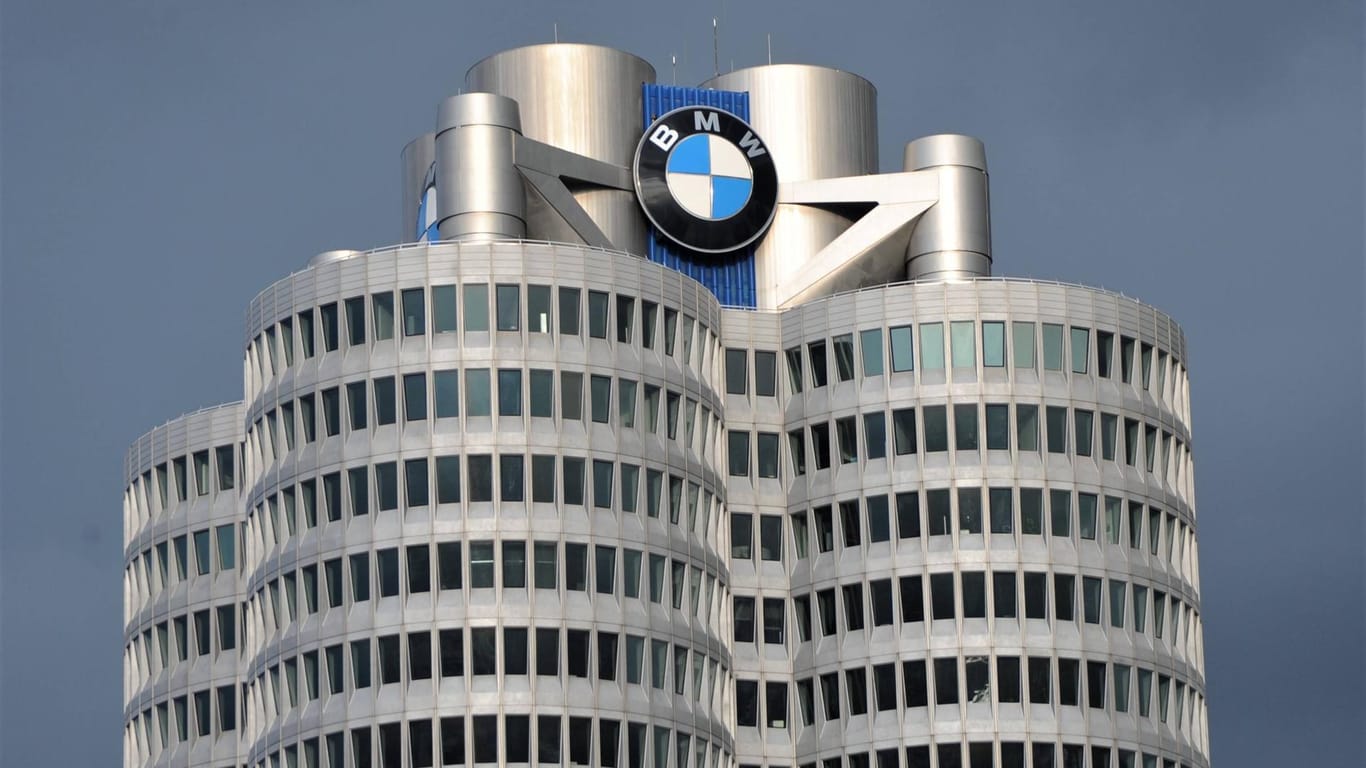 BMW-Zentrale in München: Neben Mercedes und Audi schaffte auch der dritte deutsche Luxushersteller ein Absatz-Plus.