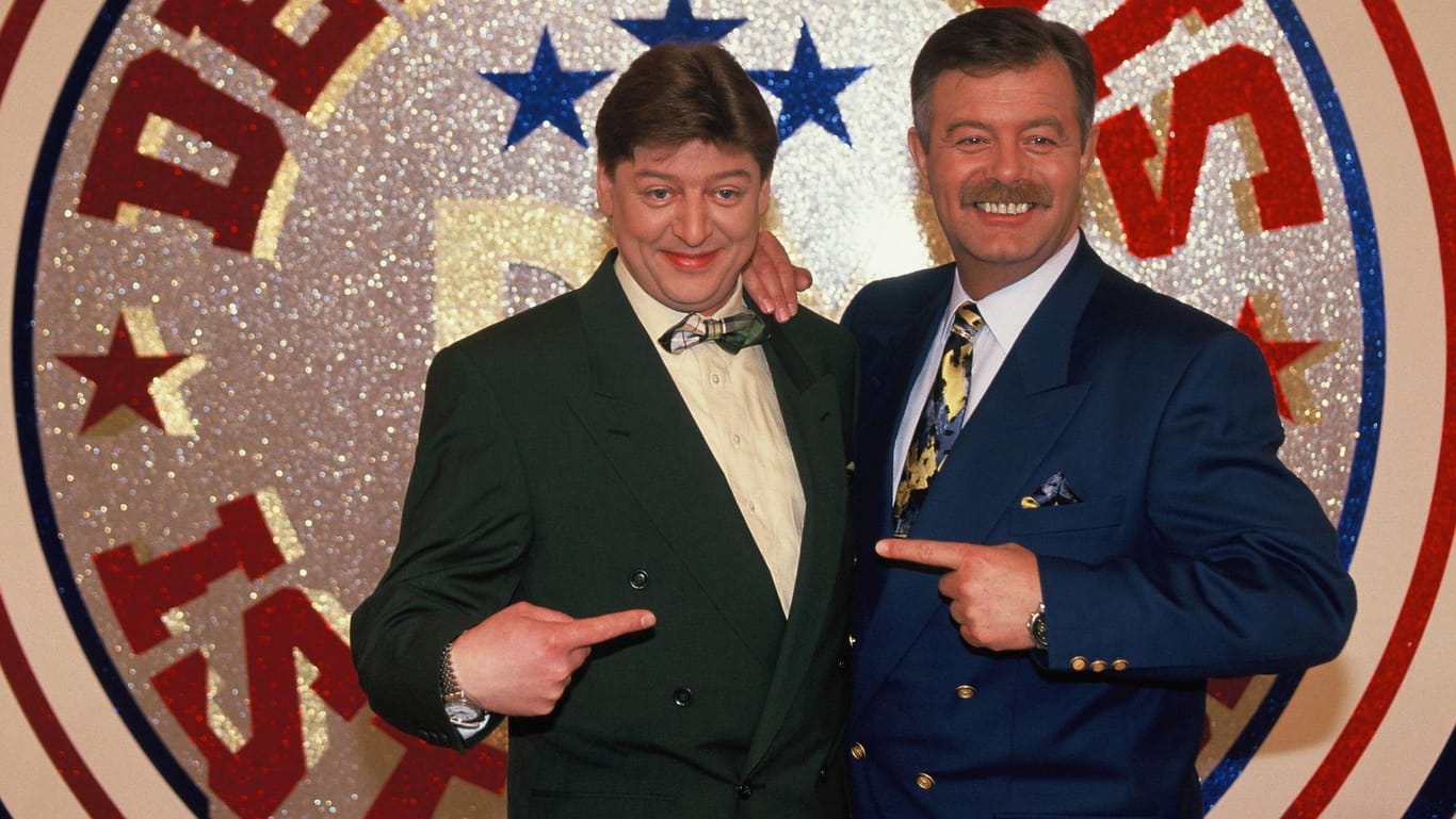 Walter Freiwald und Harry Wijnvoord. Die Aufnahme stammt aus dem Jahr 1993. Die beiden moderierten zusammen die RTL-Erfolgsshow "Der Preis ist heiß".
