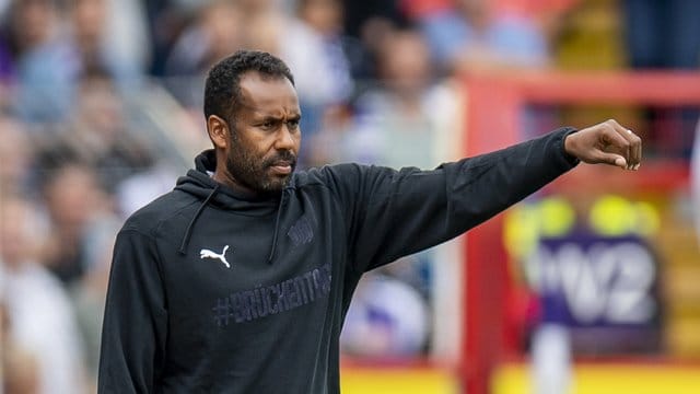 Steht beim VfL Osnabrück an der Seitenlinie: Trainer Daniel Thioune. Steht beim VfL Osnabrück an der Seitenlinie: Trainer Daniel Thioune.