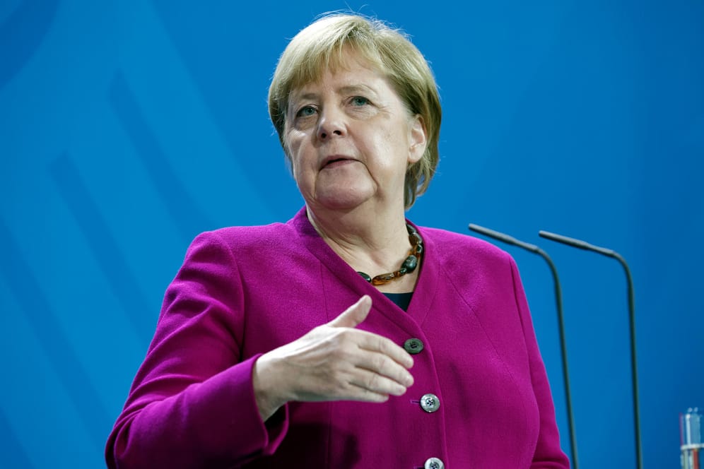 Bundeskanzlerin Angela Merkel: "Nach zehn oder zwanzig Jahren hatte man die Hoffnung, dass es schneller geht. Aber dreißig Jahre haben schon etwas fast Endgültiges".