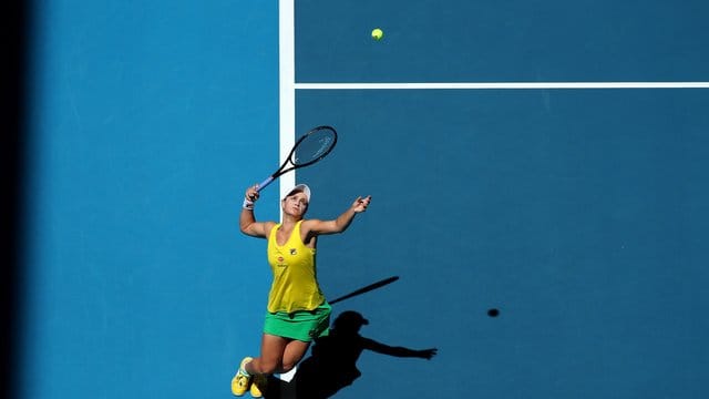 Setzte sich klar in zwei Sätzen gegen Caroline Garcia durch: Ashleigh Barty in Aktion.