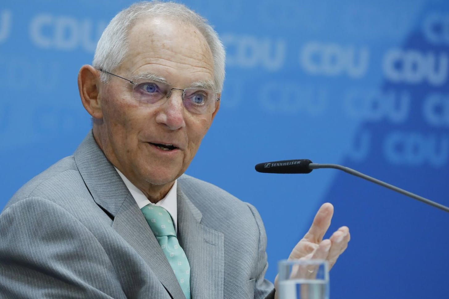 Wolfgang Schäuble: Der Bundestagspräsident kritisiert die große Koalition.