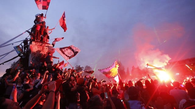 Die heftigen Proteste entzündeten sich letztendlich an einer geringfügigen Erhöhung der Metro-Preise.