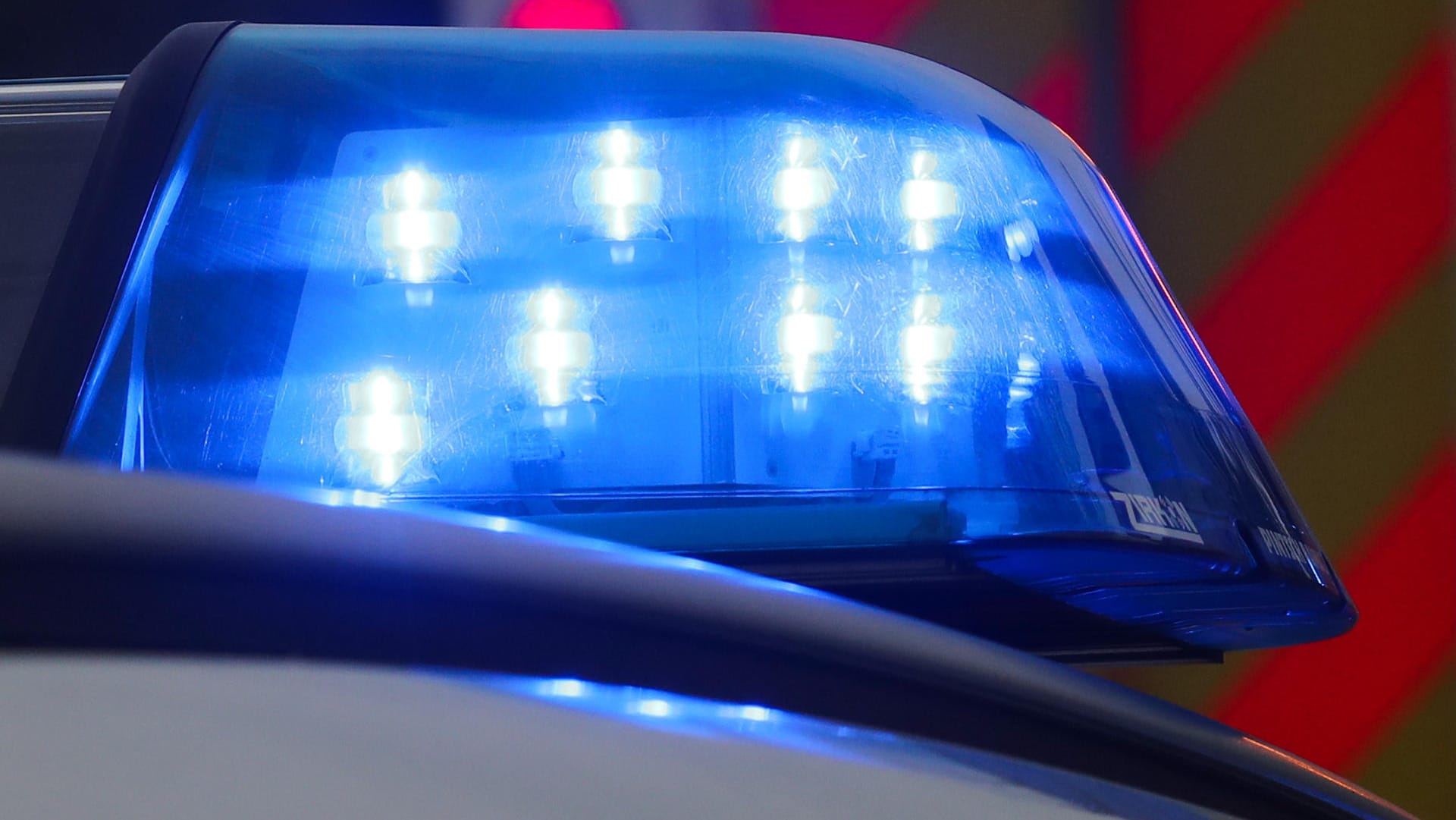 Nach der Partie in Köln kam es zu Polizeieinsätzen.