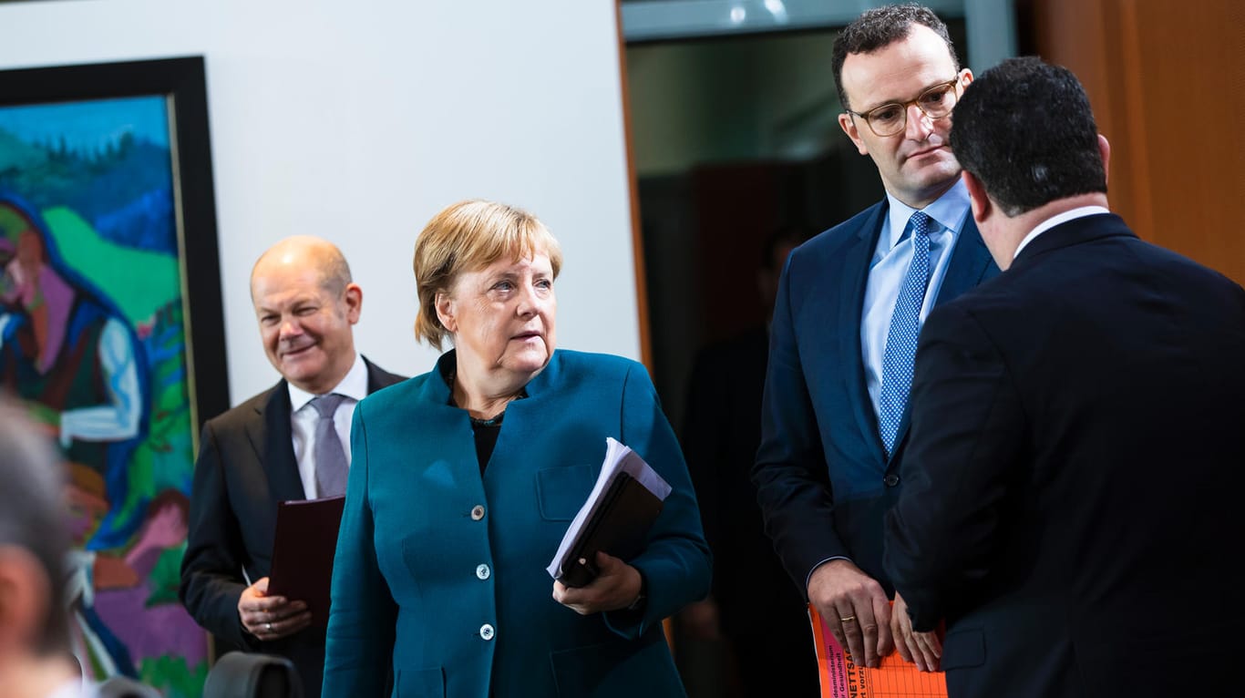 Kanzlerin Angela Merkel, Vizekanzler Olaf Scholz und Gesundheitsminister Jens Spahn bei der Sitzung des Bundeskabinetts. Am Sonntag soll nun endlich ein Kompromiss beim Streitthema Grundrente gefunden werden.