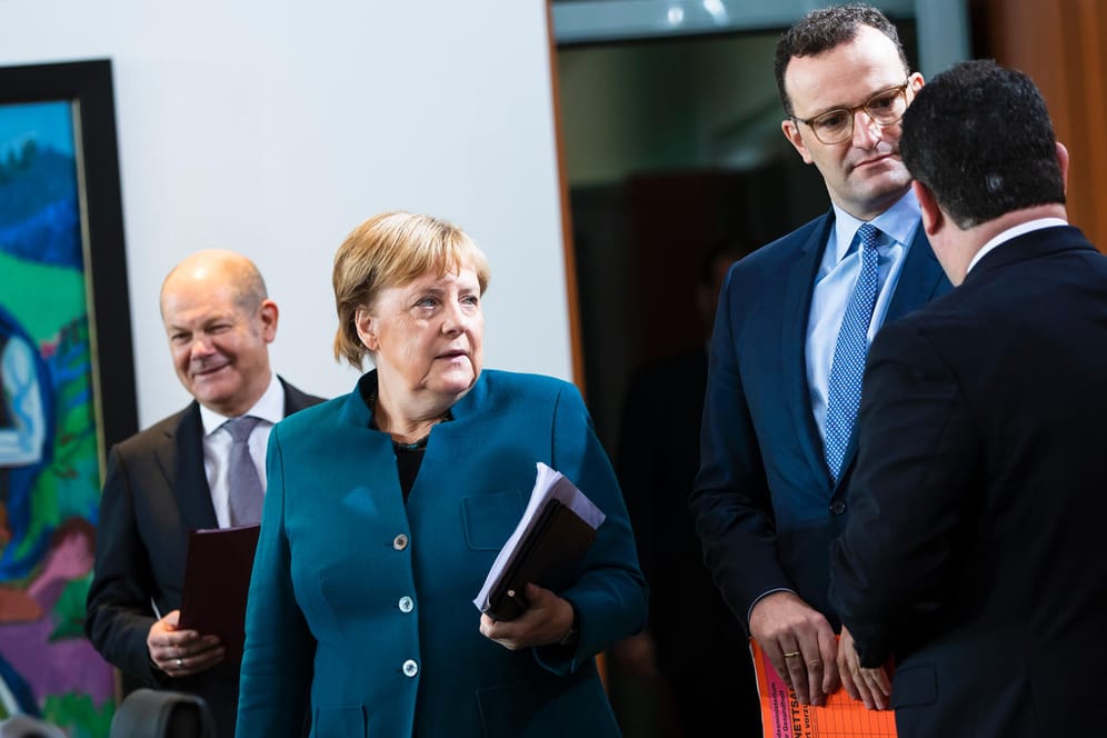 Kanzlerin Angela Merkel, Vizekanzler Olaf Scholz und Gesundheitsminister Jens Spahn bei der Sitzung des Bundeskabinetts. Am Sonntag soll nun endlich ein Kompromiss beim Streitthema Grundrente gefunden werden.