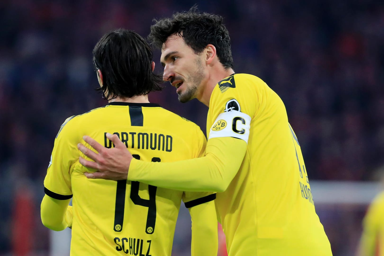 Mats Hummels (r.) versuchte seine Mitspieler zu motivieren: Viel gebracht hat es am Ende nicht.