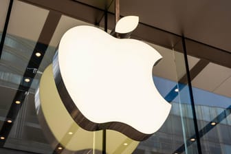 Apple Logo: Unterscheidet ein Algorithmus bei der Kreditkarte des Tech-Riesen nach Geschlecht?