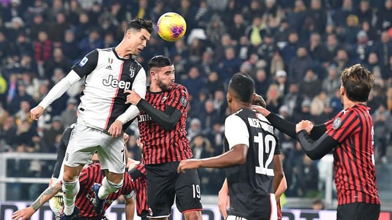 Juventus Turin hat die Tabellenführung verteidigt.