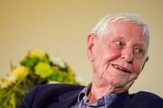Der Schriftsteller Hans Magnus Enzensberger wird 90.
