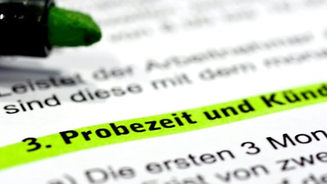 Arbeitsvertrag: Die Probezeit kann der Arbeitgeber nicht einseitig verlängern.