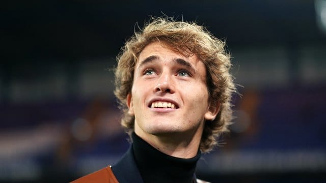 Alexander Zverev bekommt es am Abend mit dem Weltranglisten-Ersten Rafael Nadal zu tun.