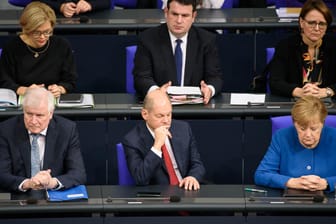 Das Bundeskabinett im deutschen Bundestag: Mit dem Kompromiss herrscht nun erst einmal Frieden in der Groko. Doch wie lange hält der?