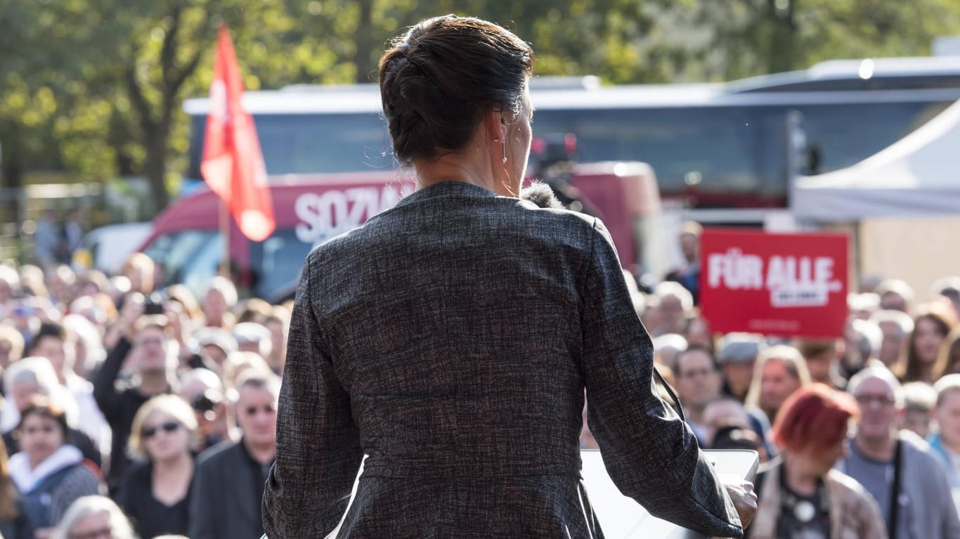 Sarah Wagenknecht (Die Linke) im Wahlkampf: Ihre politische Zukunft lässt die Politikerin offen.